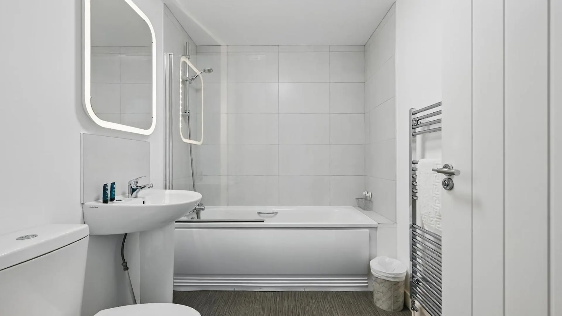 Central Belfast Apartments Sandford